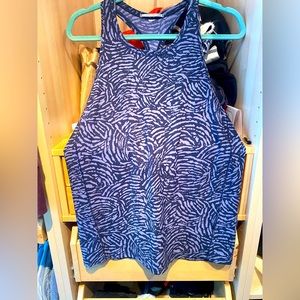 Athleta Md print tank top